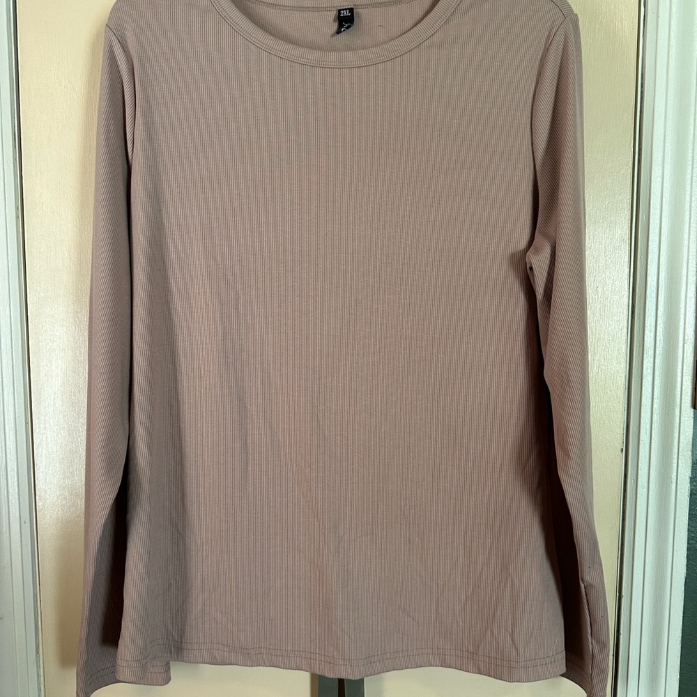 Elegant Long Sleeve Top in Soft Brown